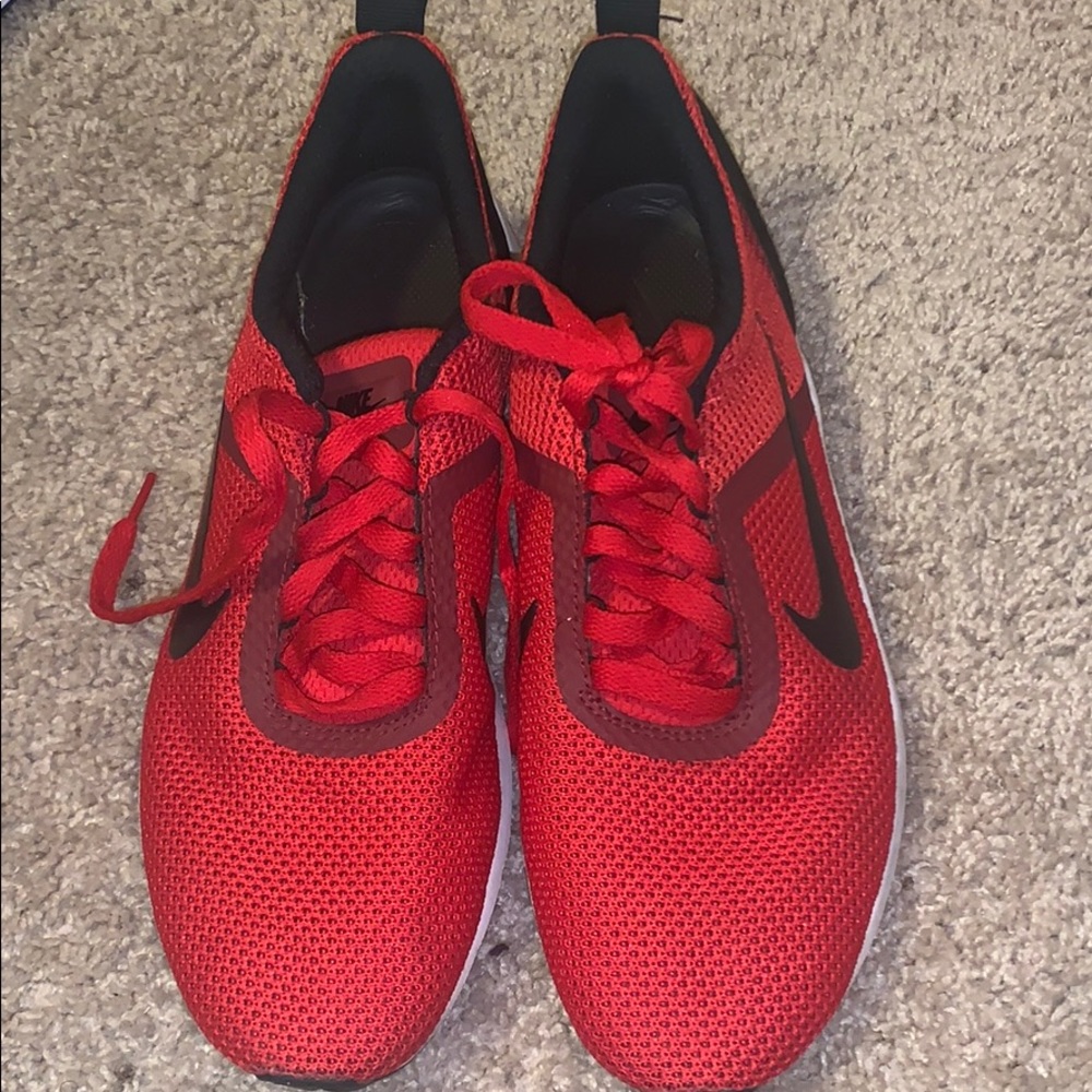 Men's nike athletic running shoes